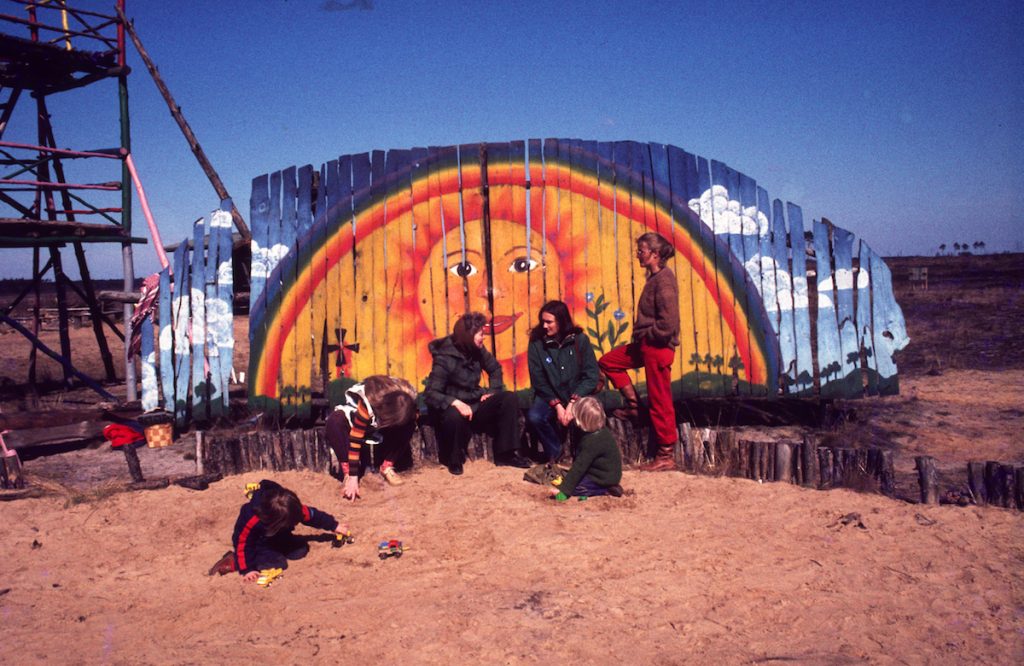 "Spielplatz" auf der Waldbrandfläche. Bild: Wedekind