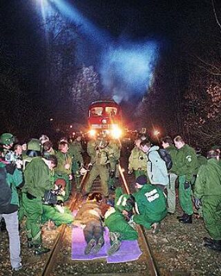 27.3.2001 – Süschendorf-Blockade, Bild: Hinrich Schultze / hinifoto
