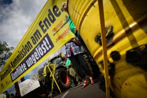 05.07.2016, Berlin: Proteste bei Übergabe des Abschlussberichts der Endlagerkommission, Foto: K. Becker