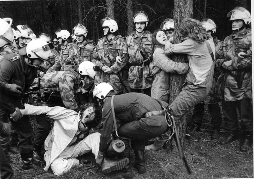 1979 im Wald von Gorleben Fotograf: Günter Zint 1979 im Wald von Gorleben Fotograf: Günter Zint